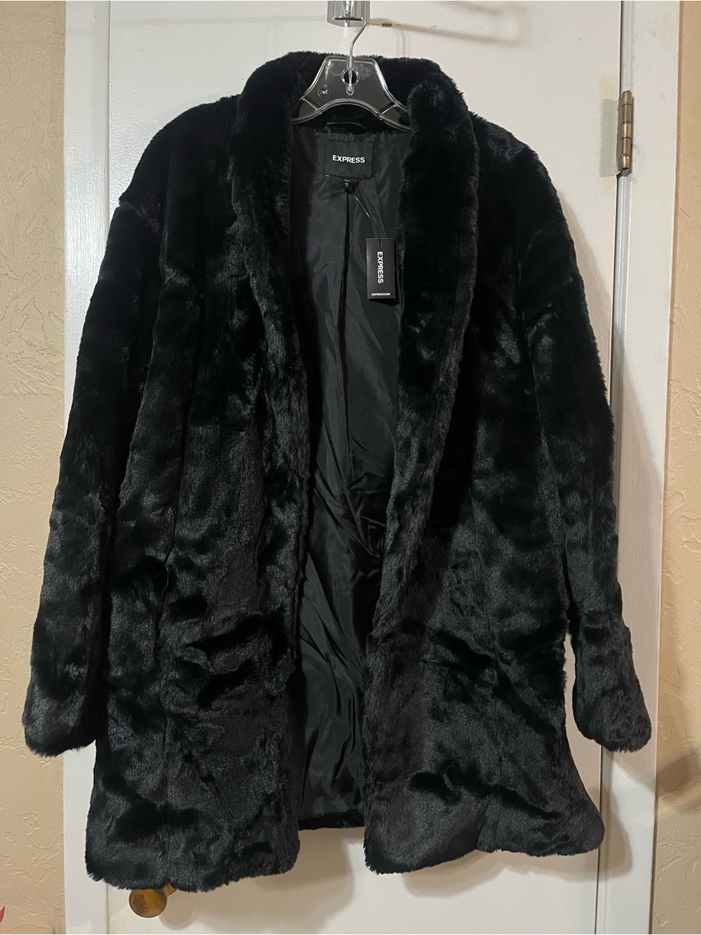 Express New M Women's Black Faux Fur Coat